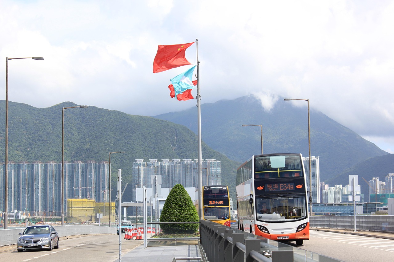 五一假期，高速公路的免费盛宴，从何时开始？